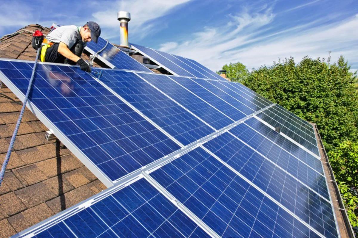 are solar panels heavy - Are solar panels lightweight
