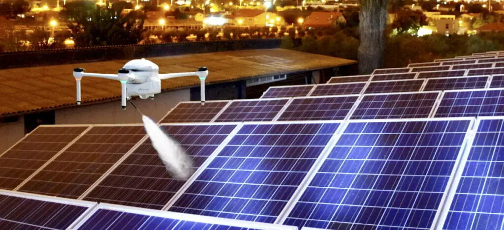 drone cleaning solar panels - Are there robots to clean solar panels