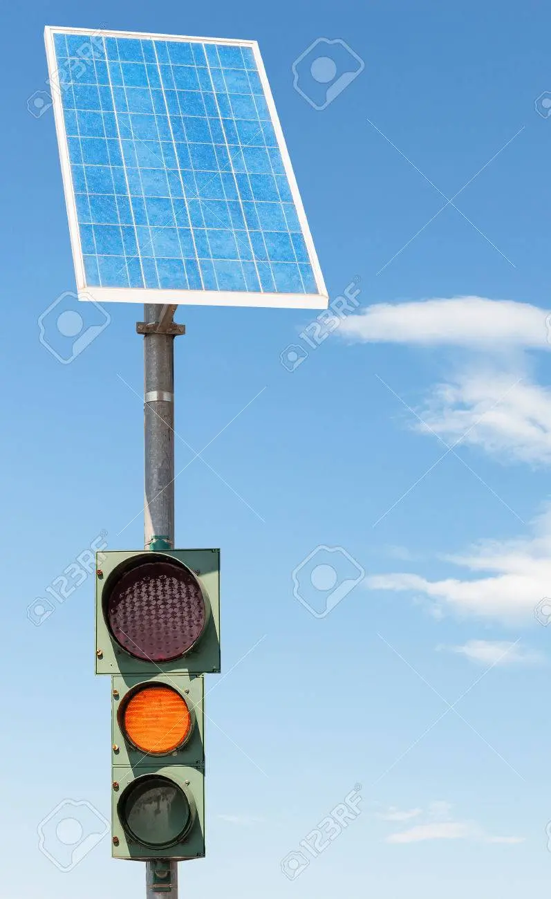 semaforo con placa solar - Cómo funciona un semaforo solar
