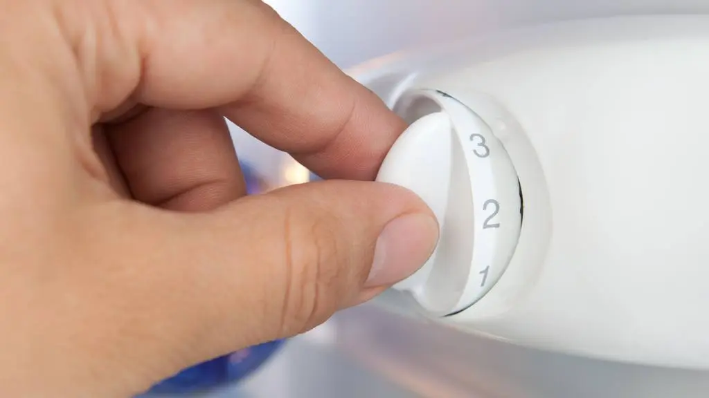 frigorifico enfria solo media placa - Cómo saber si falla el termostato de la nevera