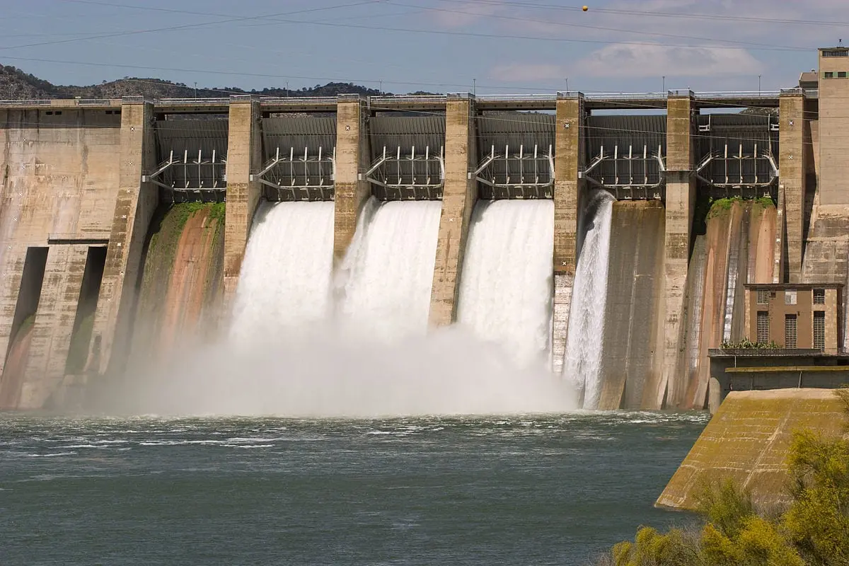 Centrales de energías renovables: generación eléctrica con energías renovables - Cuál es la central generadora de energía que utiliza un recurso renovable pero no es limpia centrales de energías renovables generación eléctrica con energías renovables - Cuál es la central generadora de energía que utiliza un recurso renovable pero no es limpia