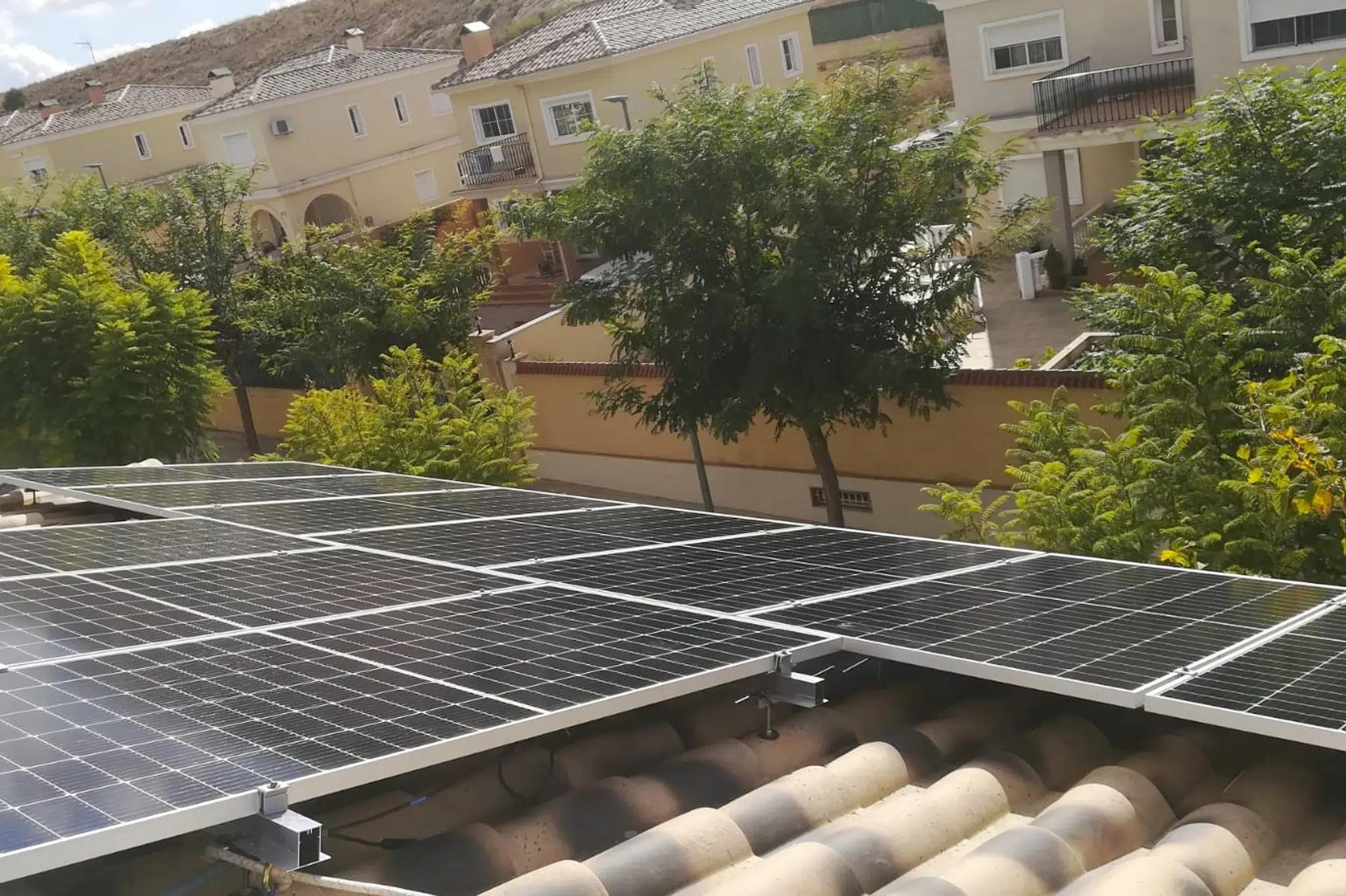 edf solar que tipo de placas instala - Cuáles son los dos tipos de instalaciones solares fotovoltaicas