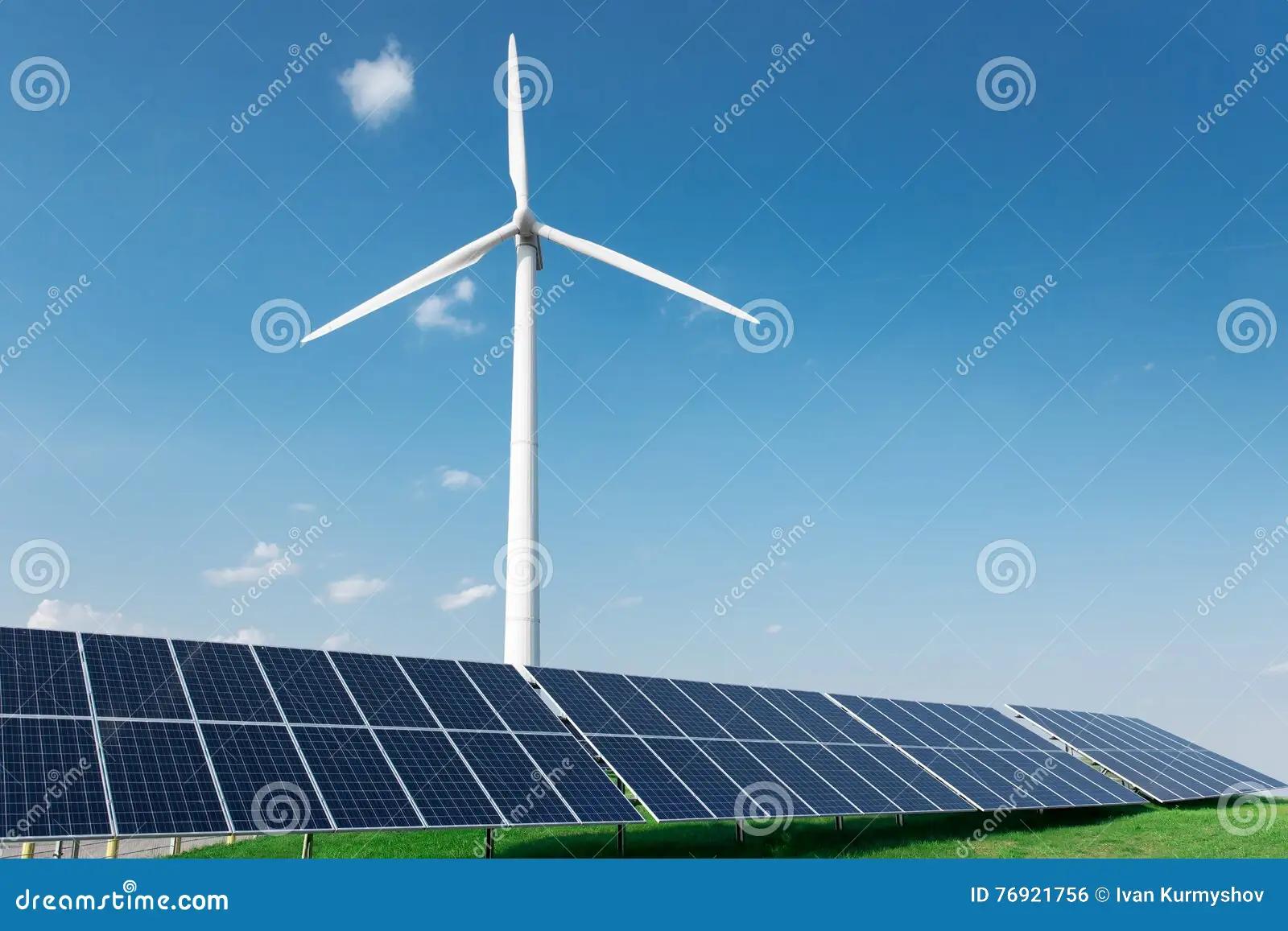 molinillo de viento con placa solar - Cuánto viento necesita un molino de viento