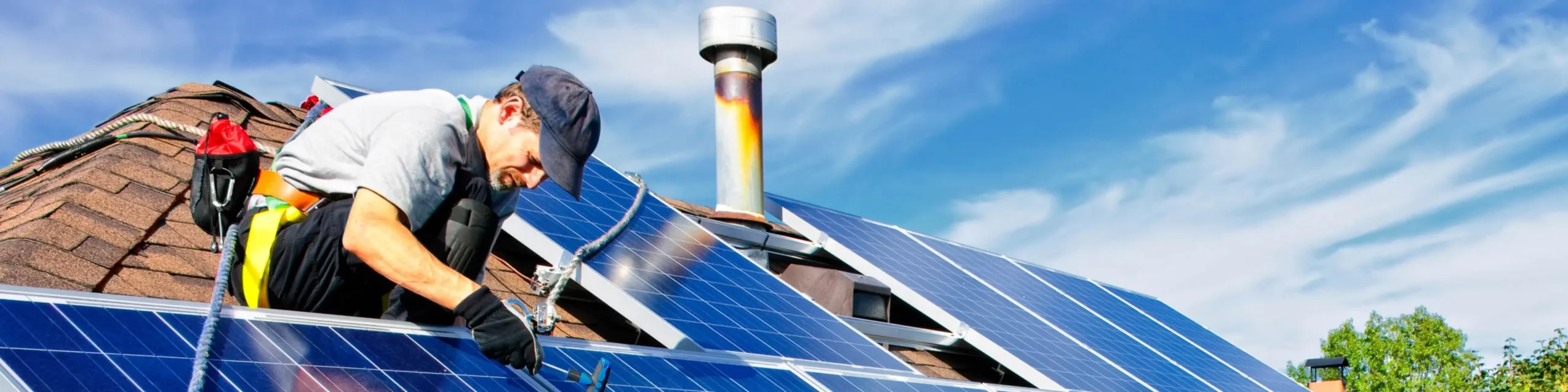 ¿Necesitas una licencia para vender paneles solares? - Do you need a sales license to sell solar in California do you need a license to sell solar panels - Do you need a sales license to sell solar in California