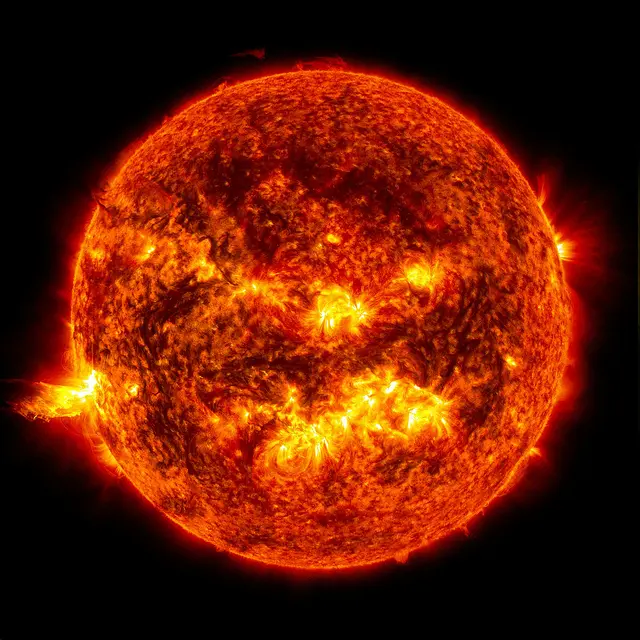 how is solar energy stored - How is the sun's energy stored