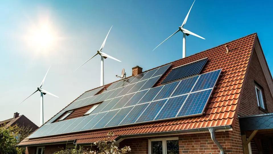 do solar panels improve home value - How long do solar panels last for
