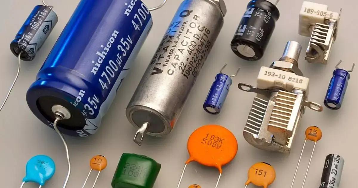 Condensador sólido de placa laptop se mueve: causas y soluciones - Qué función tienen los capacitores en tarjeta madre condensador sólido de placa laptop se mueve - Qué función tienen los capacitores en tarjeta madre