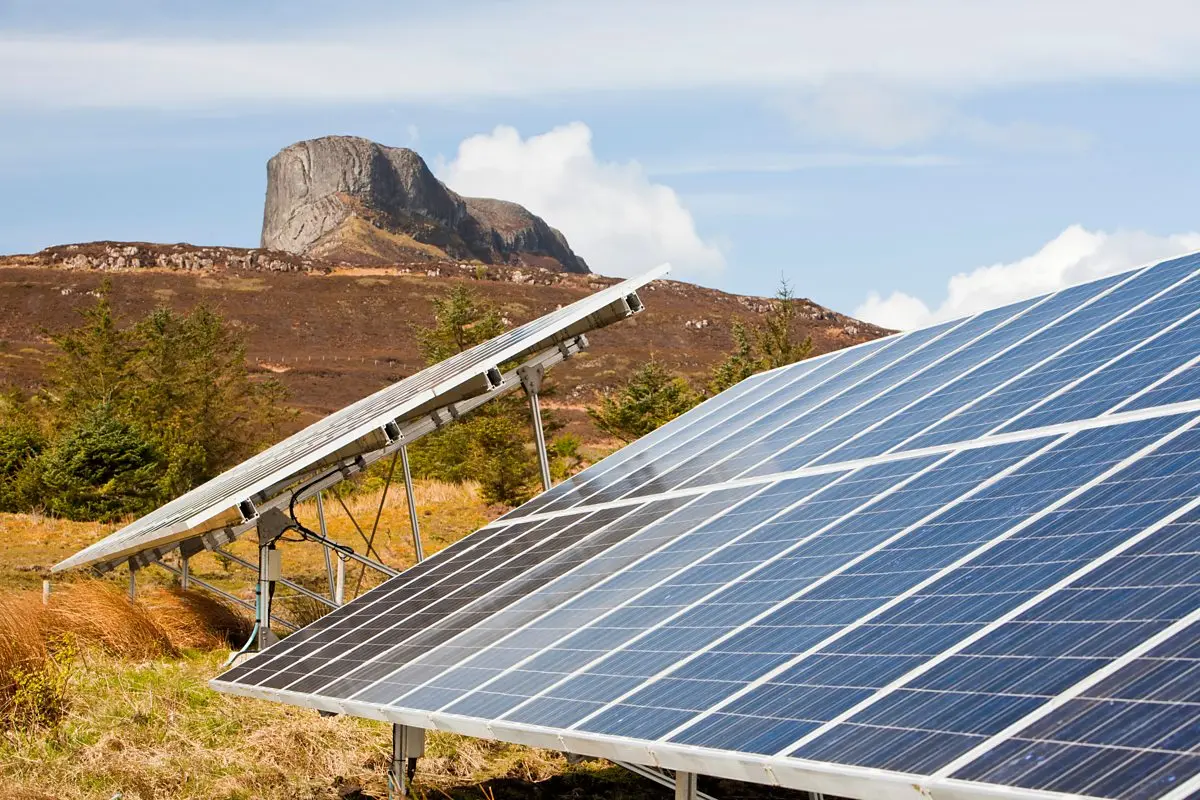 advantages and disadvantages of solar energy bbc bitesize - What are the advantages of solar energy GCSE