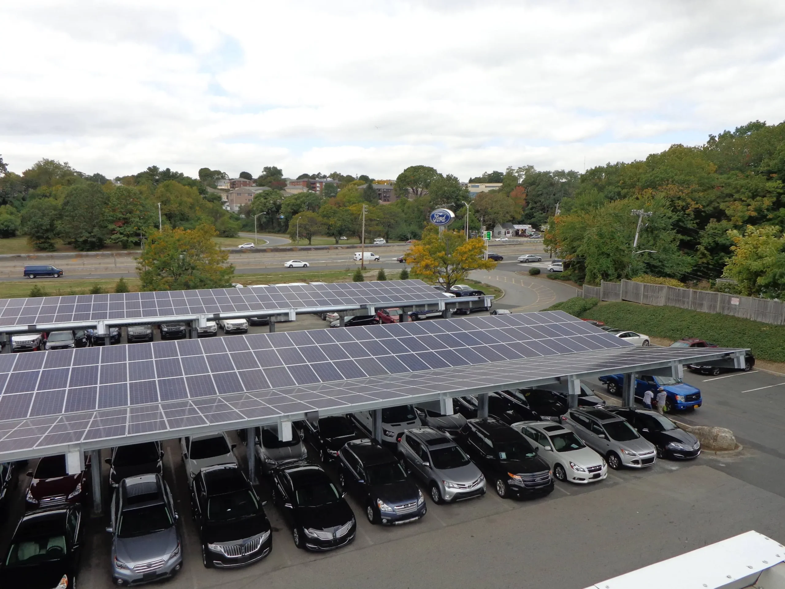 dealership for solar panels - What does a solar company do