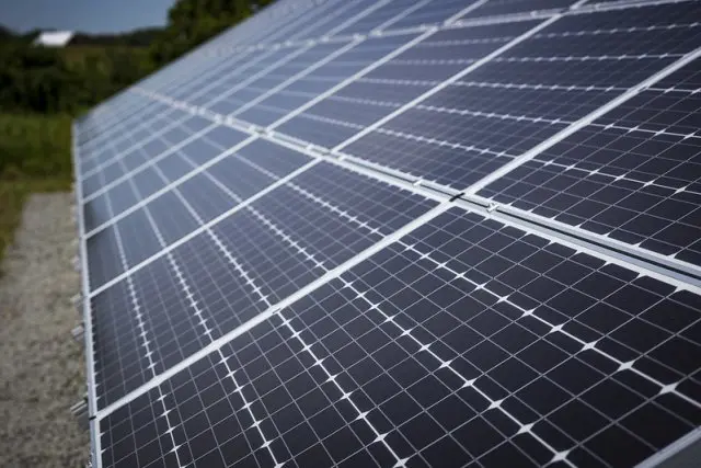 federal regulations on solar panels - What is the US government policy on renewable energy